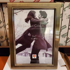 Dennis Daniels Brass Classic Step 5"x7" Photo Frame #P0705B New in Box